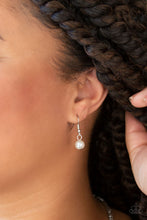 Load image into Gallery viewer, Knockout Queen - White Necklace Set