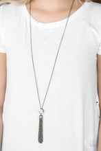Load image into Gallery viewer, Five-Alarm FIREWORK - Black Necklace Set