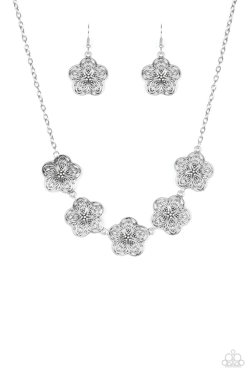 Garden Groove - Silver Necklace Set