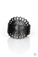 Load image into Gallery viewer, Wildflower Garden - Black Bracelet