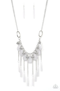 Roaring Riviera - Silver Necklace Set