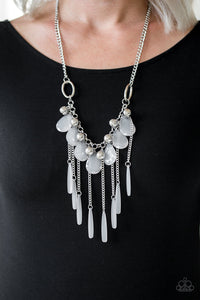 Roaring Riviera - Silver Necklace Set