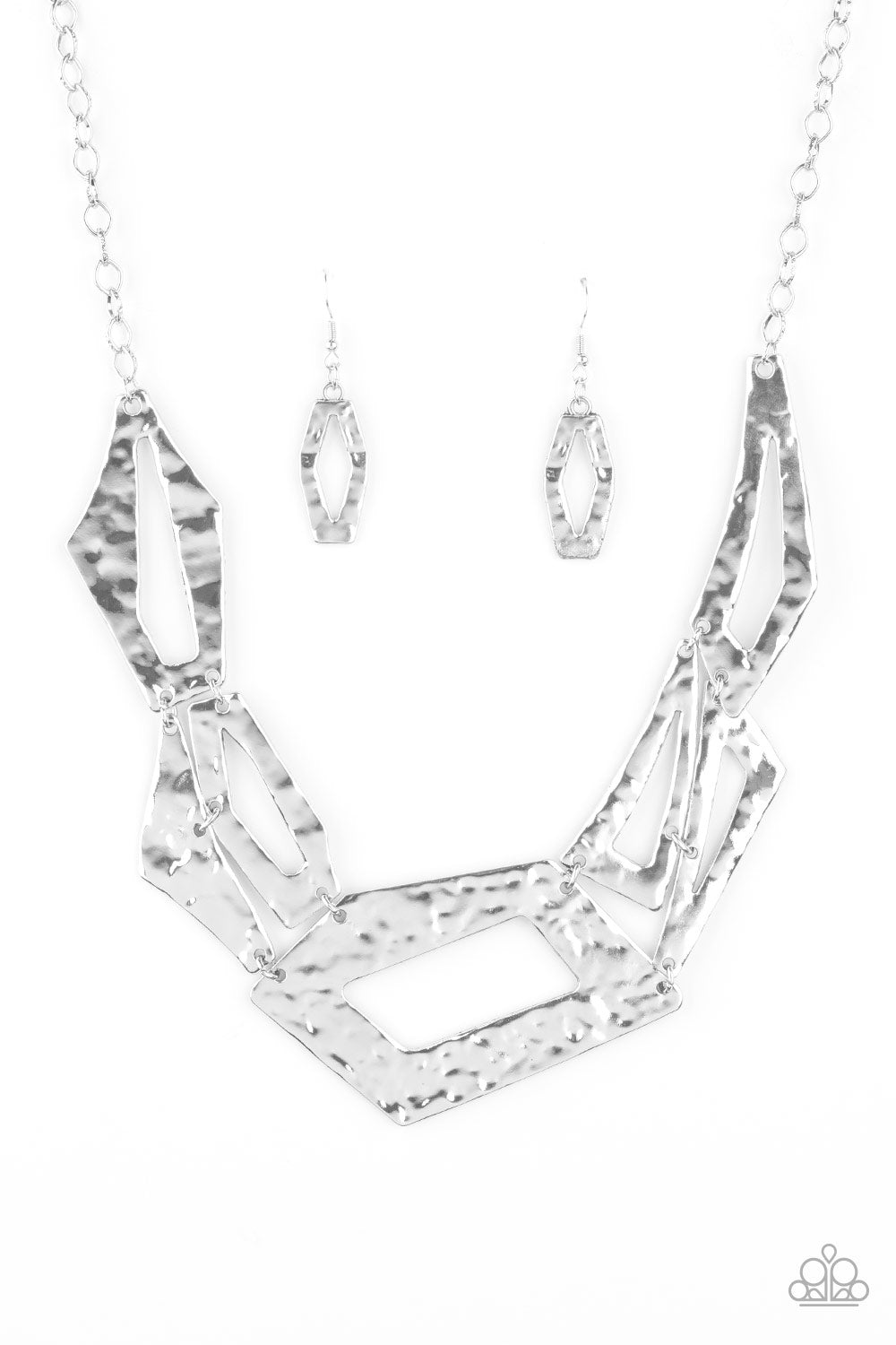 Break The Mold - Silver Necklace Set