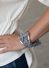 Load image into Gallery viewer, Macrame Mode - Silver Bracelet