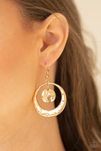 Load image into Gallery viewer, Rounded Radiance - Gold Earrings