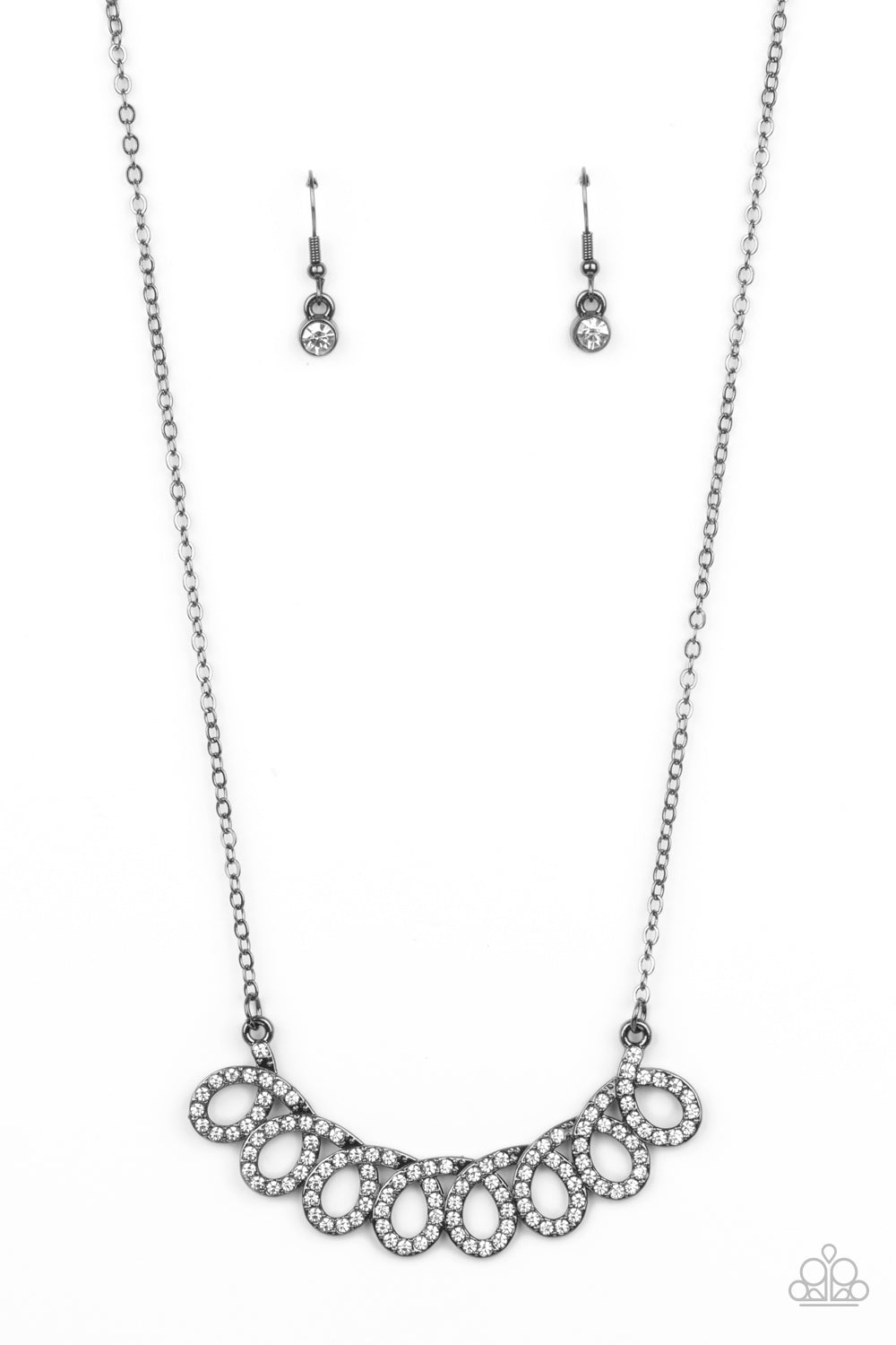 Timeless Trimmings - Black Necklace Set