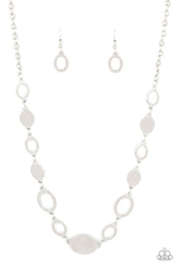 Working OVAL-time - Silver Necklace Set