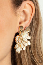 Load image into Gallery viewer, Farmstead Meadow - Gold Earrings